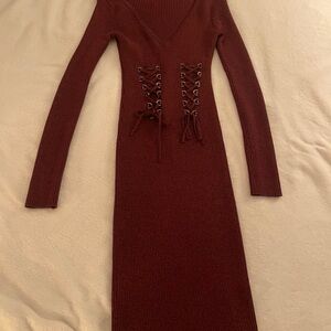 GUESS Vintage Elegant Burgundy Lace-Up Knit Dress